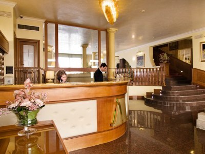 Hotel Athena