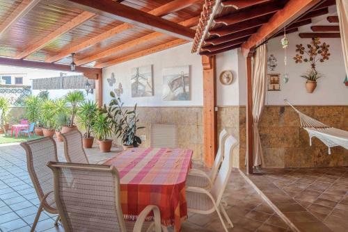 Villa Vacation Home In Agaete Terrace Bbq