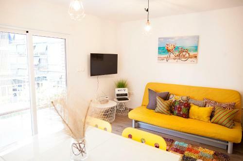 Apartment Near The Beach