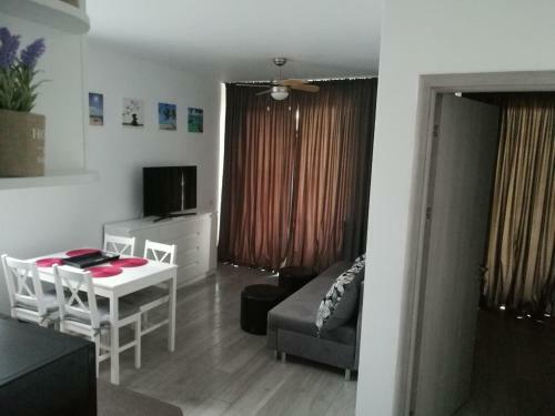 Apartamento Studio-apartament Decomandat Aproape de Mare
