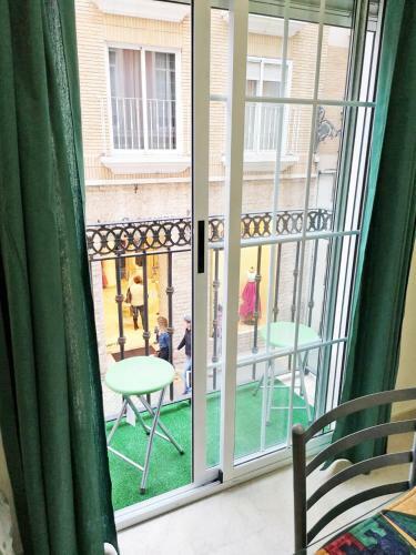Apartamento S�per C�ntrico, Luminoso, Amplio, Terrazas Y Patio