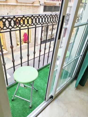 Apartamento S�per C�ntrico, Luminoso, Amplio, Terrazas Y Patio