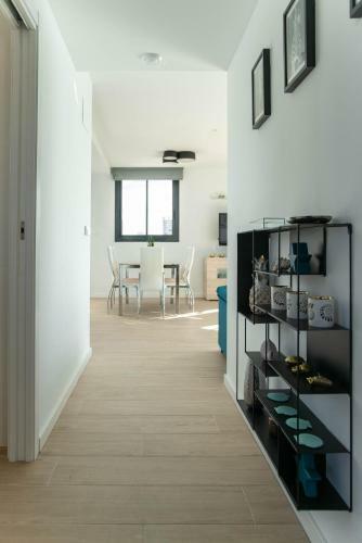 Modern Sea Front Reef Apartment