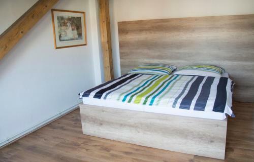 Apartamentos Designer Loft At Stodoln� Street