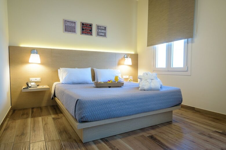 Hotel Grecian Castle
