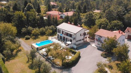Hostal Guest House Surina