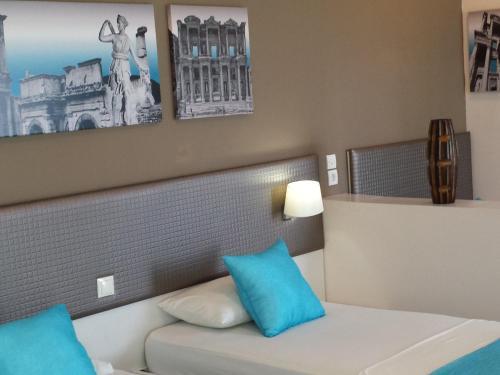 Blue Nest Hotel