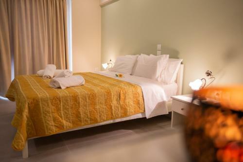 Hostal Chrisi Akti