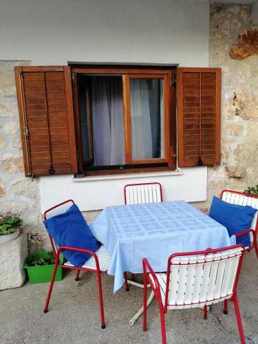 Gracia Apartments