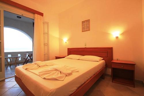 Pirgos Stelida Hotel