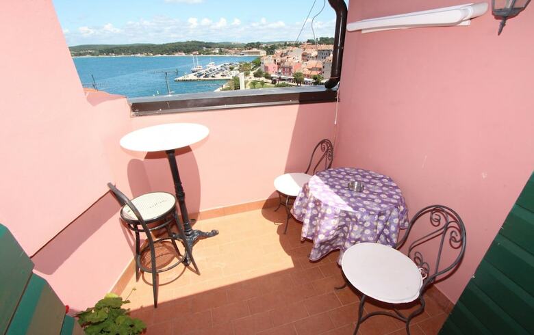Apartments Milkana