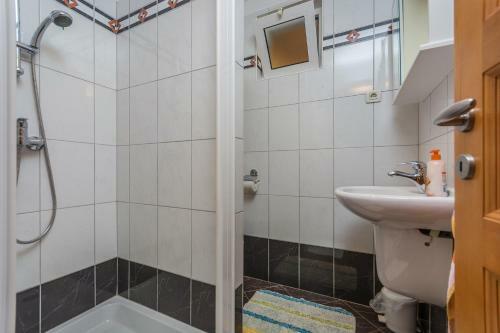 Hostal Guesthouse Casa Nova