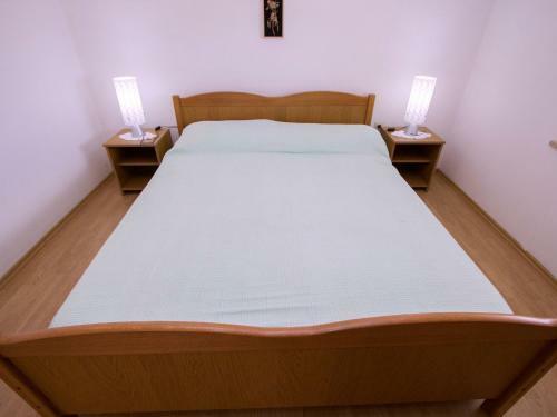 Hostal Apartments Tin