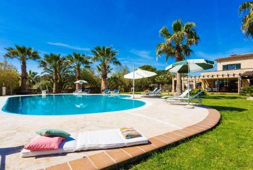 Villa Els Mitjans