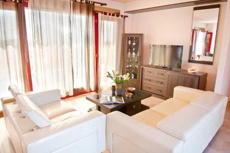 Spilia Bay Villas