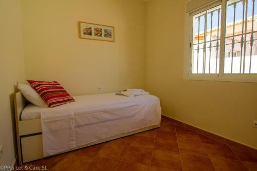Dra001 Chalet Con Piscina Privada Y Jardin