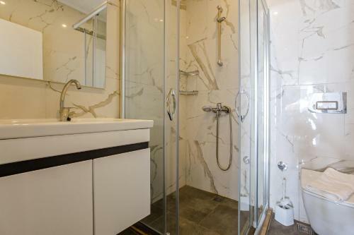 Nur Suites & Hotels