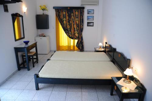 Hostal Anna Zisimos