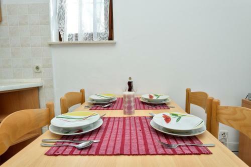 Apartments Ana