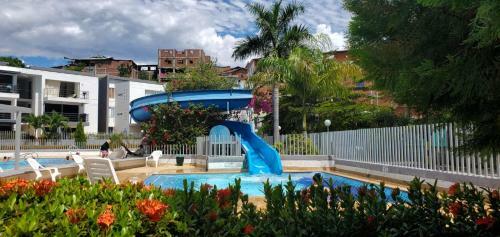 Apartasoles de Antioquia No 2