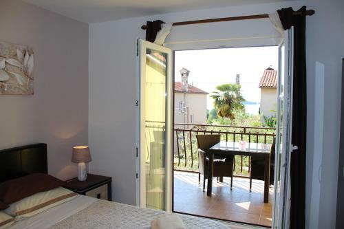 Apartments & Room Anita