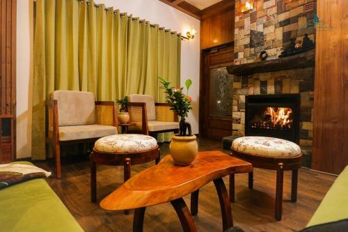 Villa Serene Bungalow In Foothills Of Himalayan Range