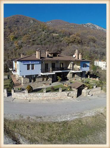 Voreas Hotel
