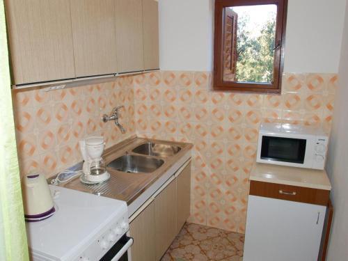 Apartments With A Parking Space Businci, Ciovo - 4667