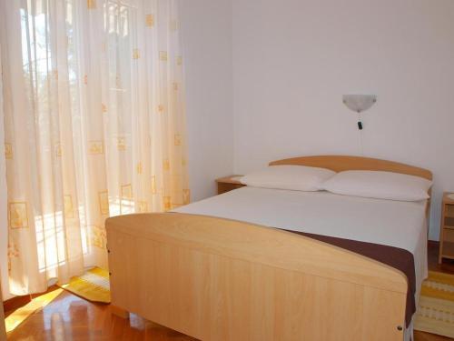Apartments With A Parking Space Businci, Ciovo - 4667