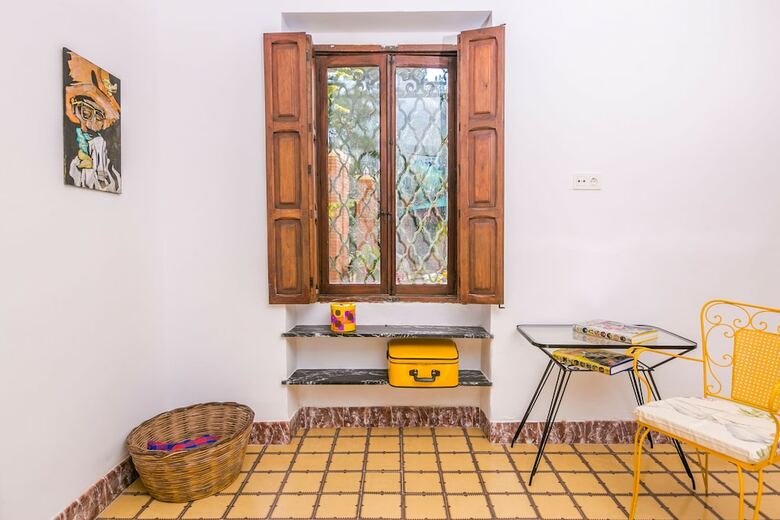 Hostal Finca Micalas