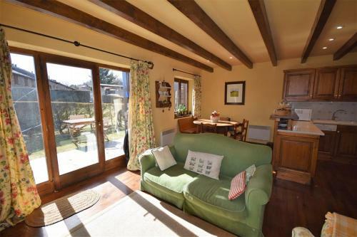 Casa En Bolvir, Jardin Y Piscina
