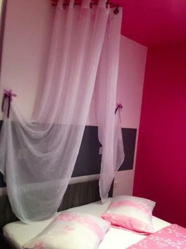 Apartments Marhela Jakov
