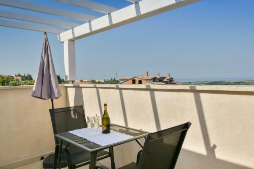 Apartment Borgo 8