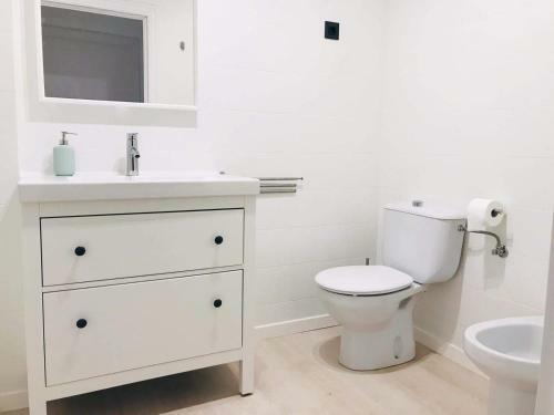 Apartamento Muy Luminoso En San Mam�s