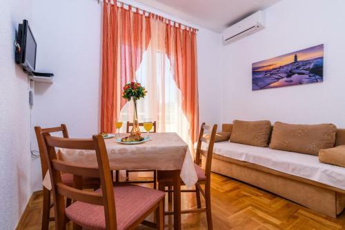 Apartments Neve
