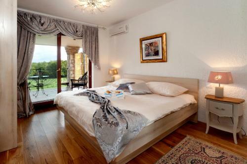 Hostal Villa Castello Rausch