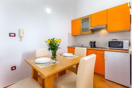 Apartments Nada