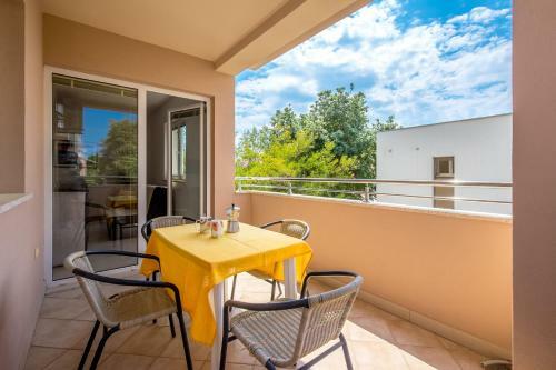 Apartments Nada