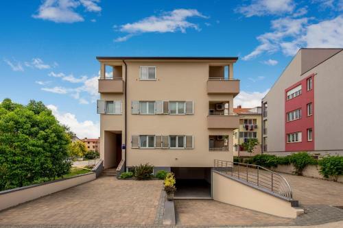 Apartments Nada
