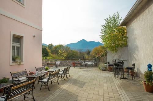 Hostal St. Hubert Hunting Lodge