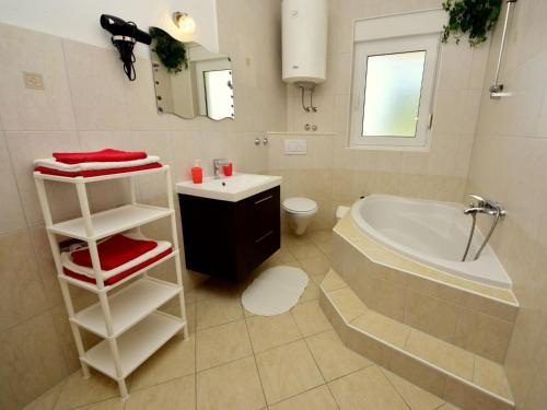 Apartment Slatine 5