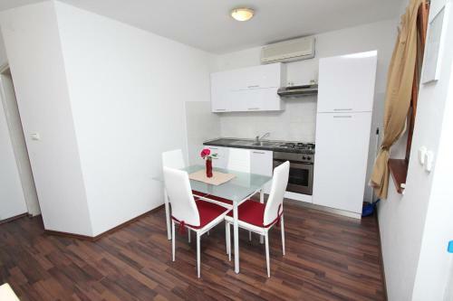 Apartments Poretti