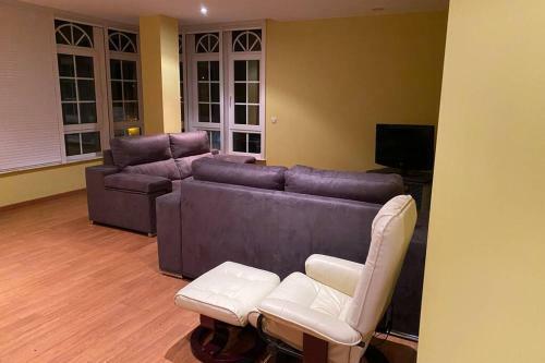 Apartamento de 4 Dormitorios En Camari�as