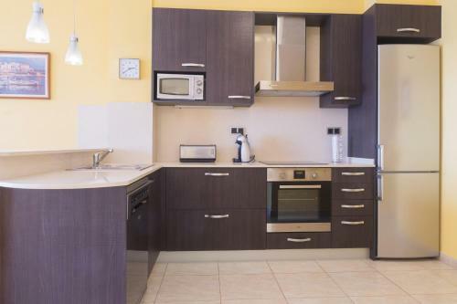 2 Bedroom Beachfront Apartment,calella de Palafrugell, Costa Brava