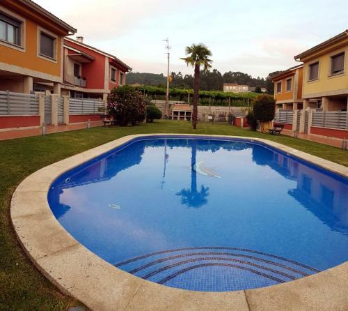 Chalet Vacacional Saln�s Sur