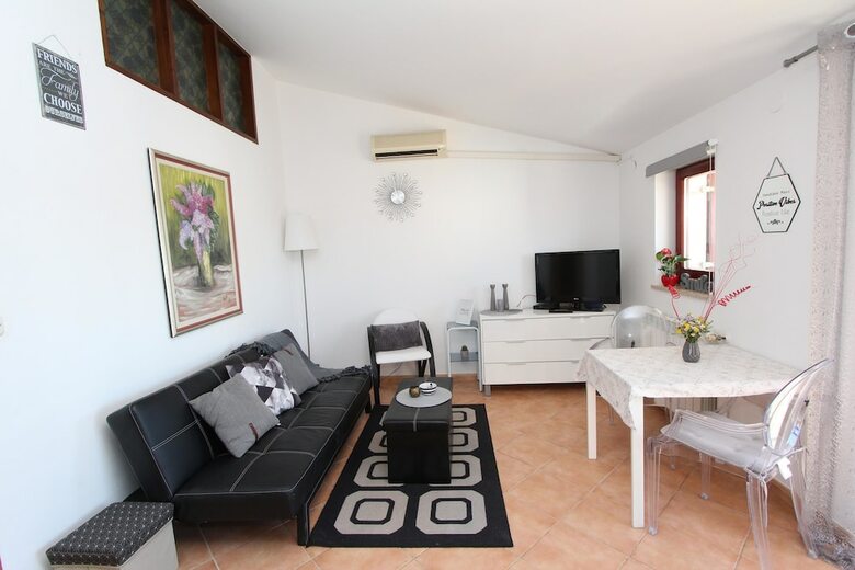 Apartments Villa Nikola