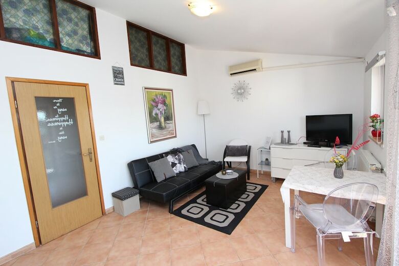 Apartments Villa Nikola