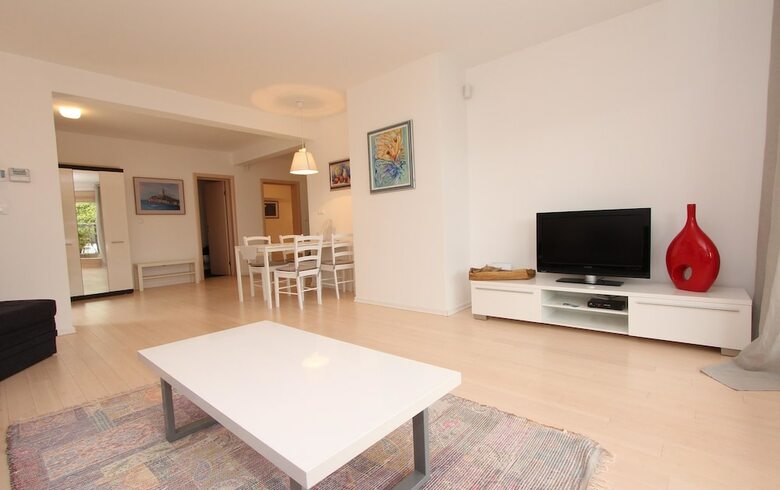 Apartments Makado