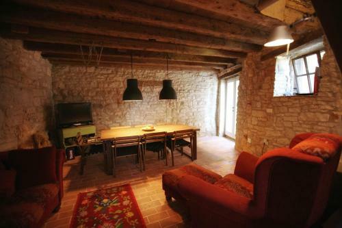 Hostal Holiday Home Bale - Valle