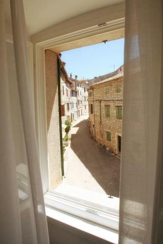 Hostal Holiday Home Bale - Valle
